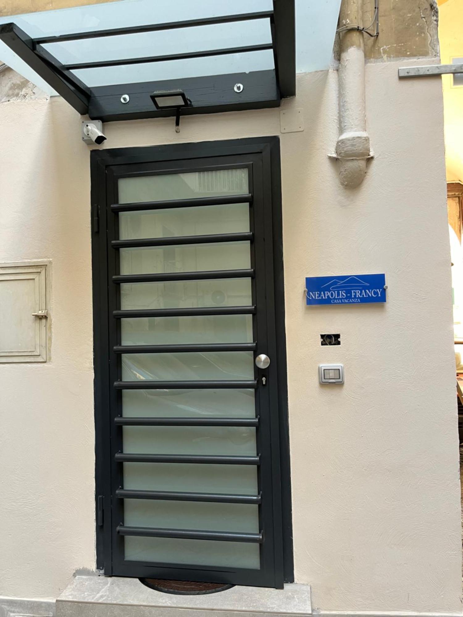 Neapolis Francy Marechiaro