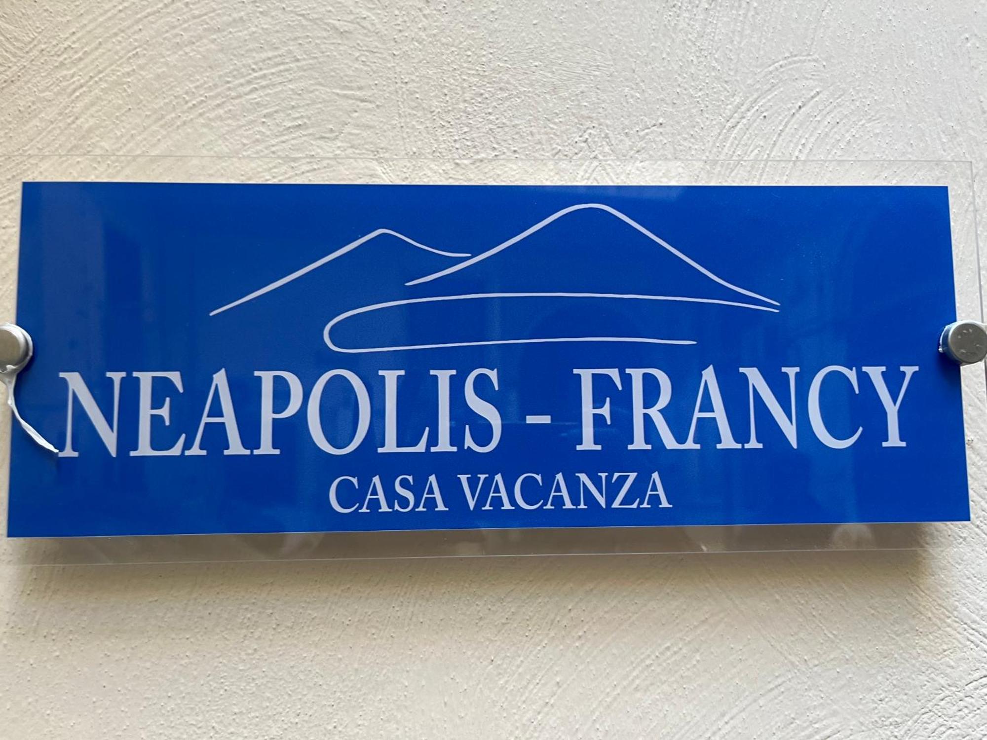 Neapolis Francy Marechiaro Affittacamere